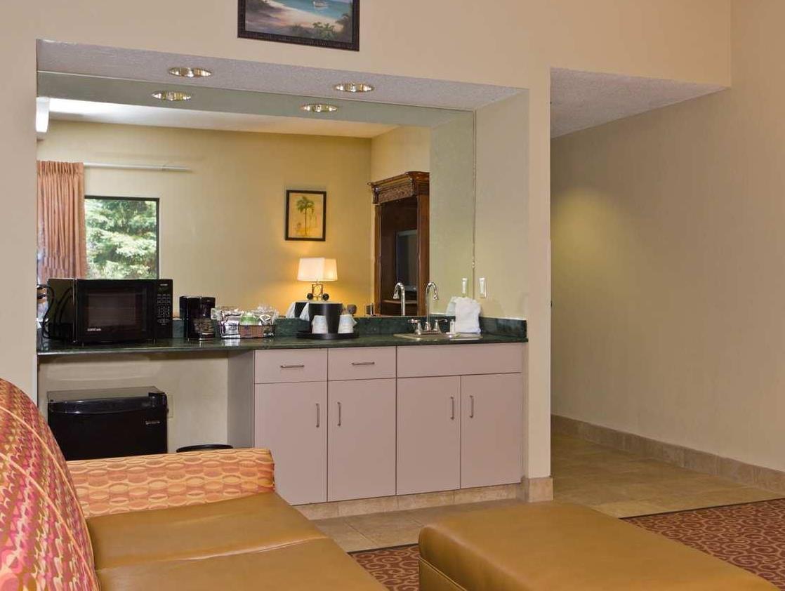 Hampton Inn Wooster Esterno foto