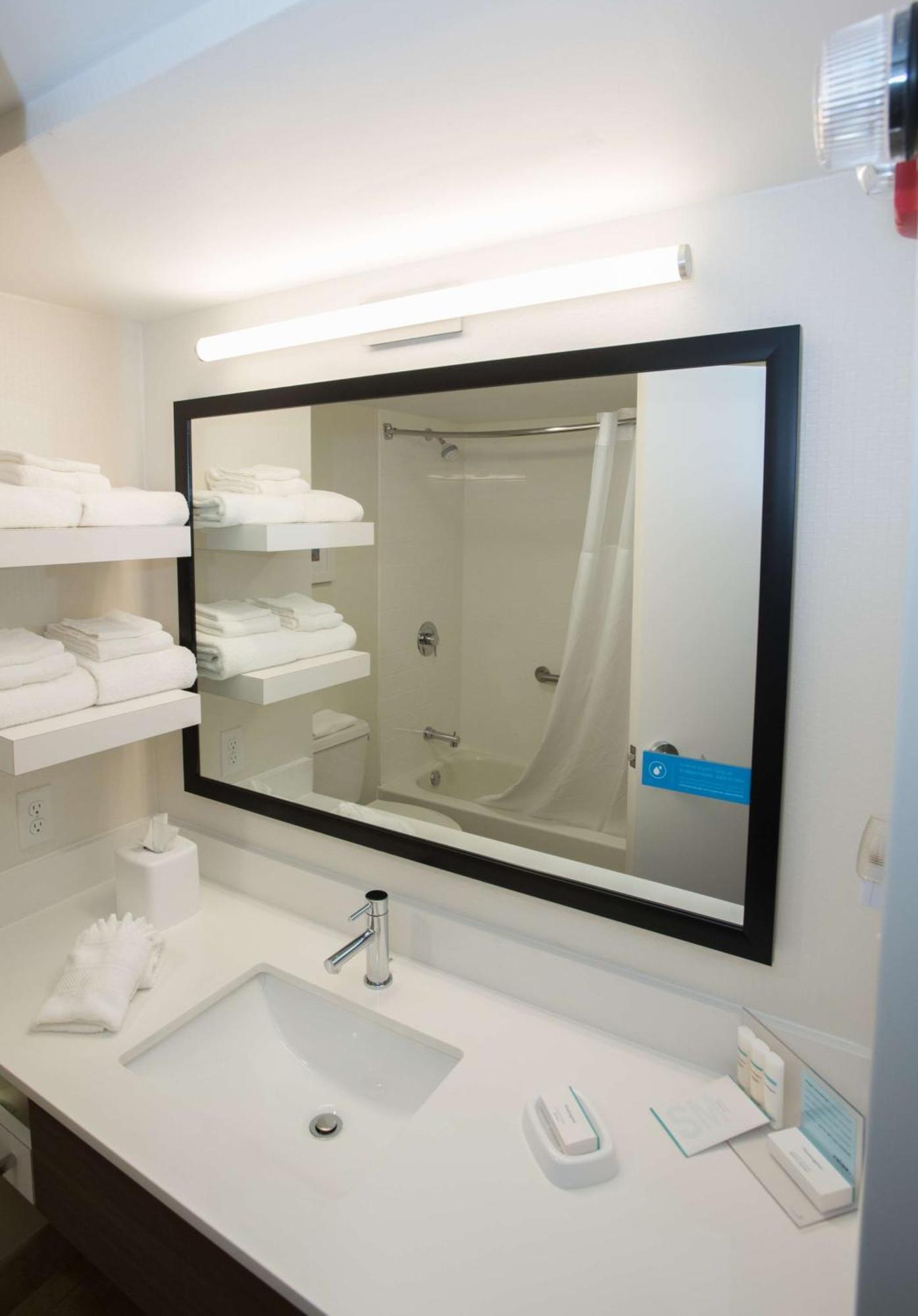 Hampton Inn Wooster Esterno foto