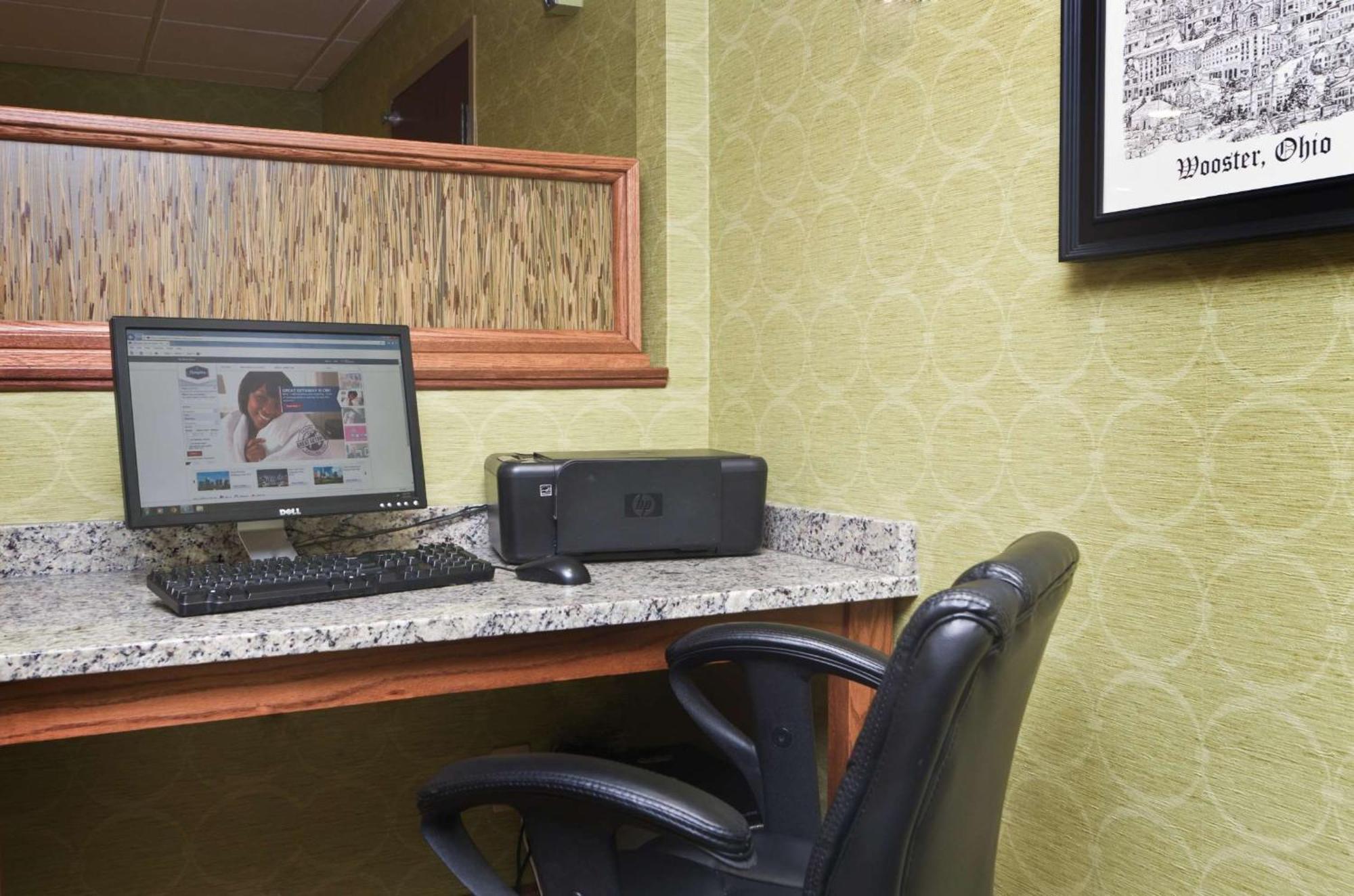 Hampton Inn Wooster Esterno foto