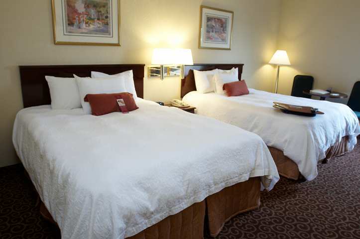 Hampton Inn Wooster Esterno foto