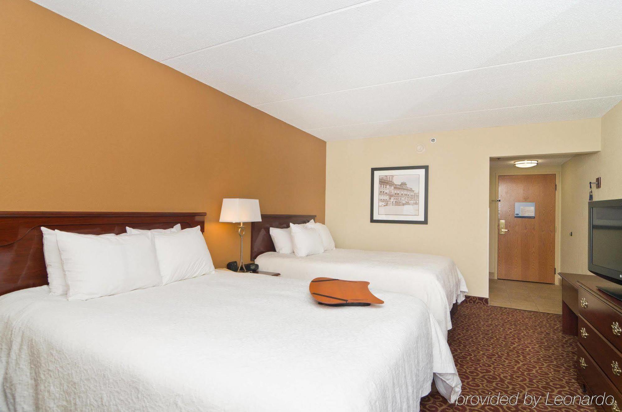 Hampton Inn Wooster Esterno foto